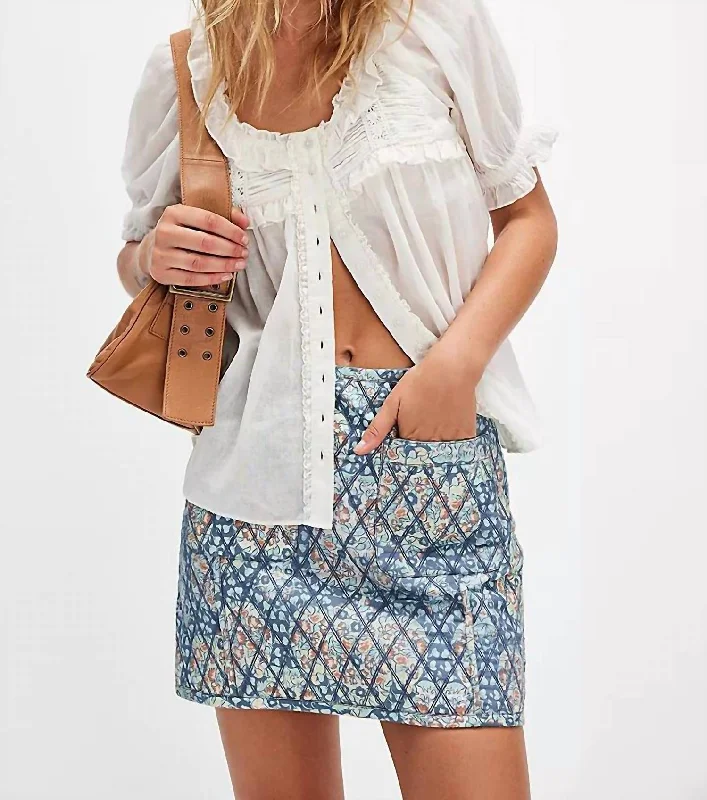 Clothing Store Darla Quilted Mini Skirt In Husky Combo/tapestry